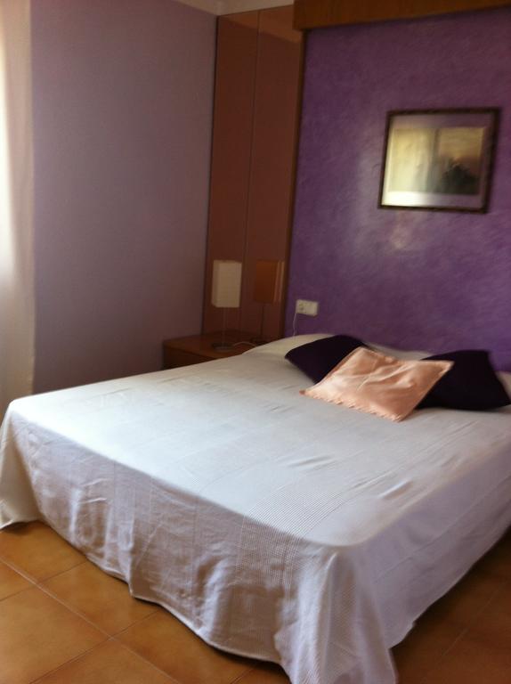 Can Quilis Guest House Pontos Ngoại thất bức ảnh